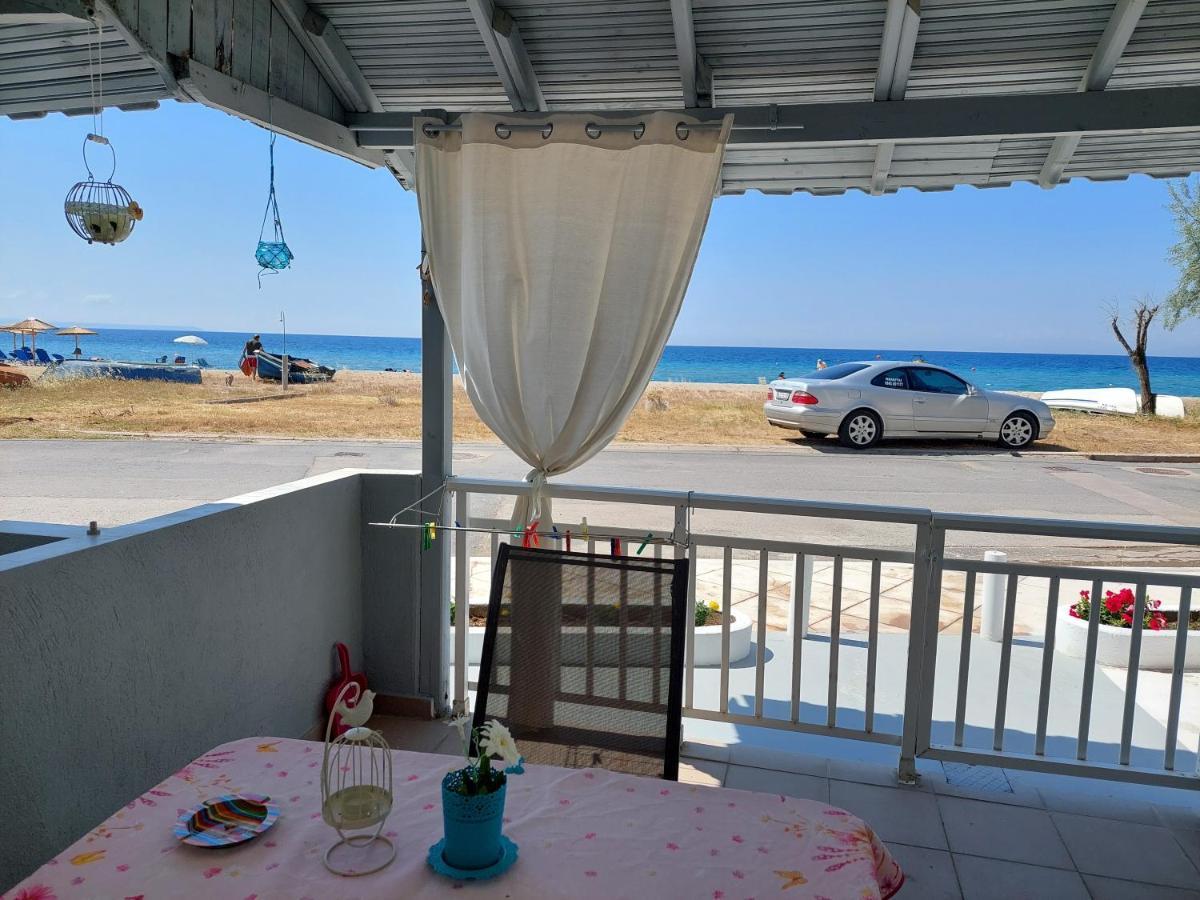 פלוגיטה Vasileiadou Coastal Rooms מראה חיצוני תמונה