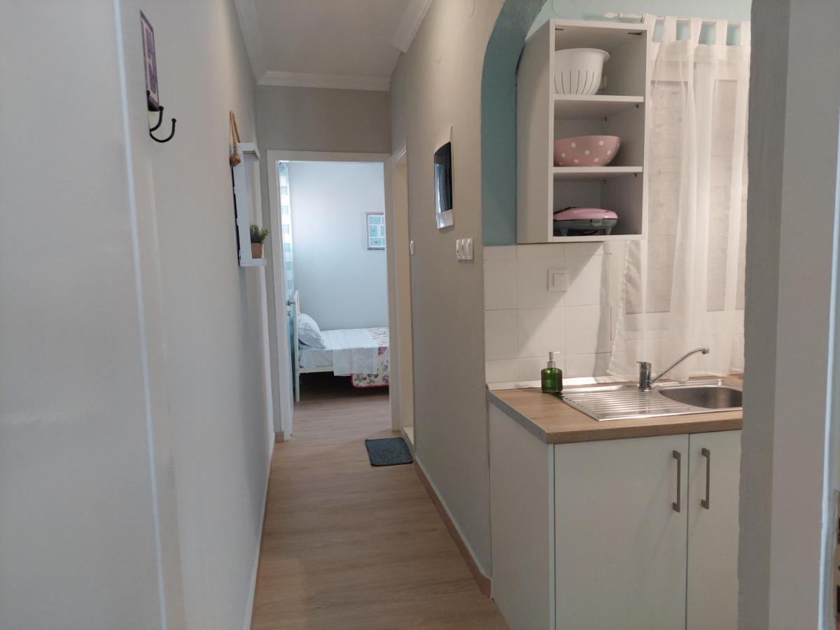 פלוגיטה Vasileiadou Coastal Rooms מראה חיצוני תמונה