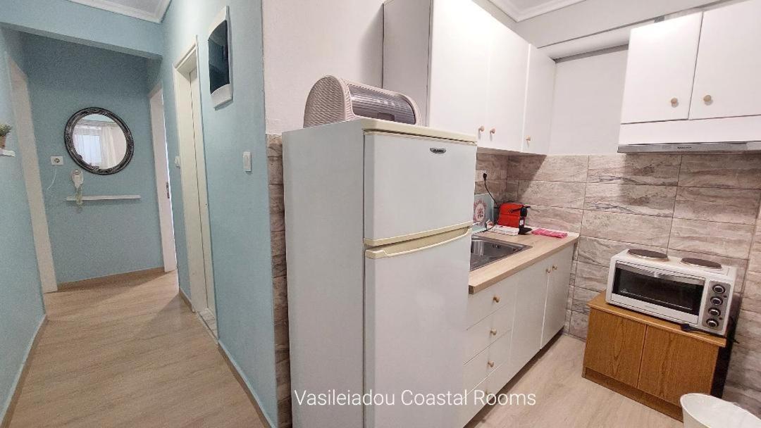 פלוגיטה Vasileiadou Coastal Rooms מראה חיצוני תמונה