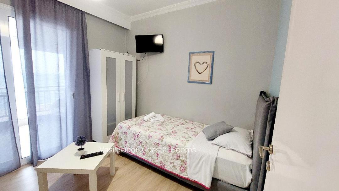 פלוגיטה Vasileiadou Coastal Rooms מראה חיצוני תמונה