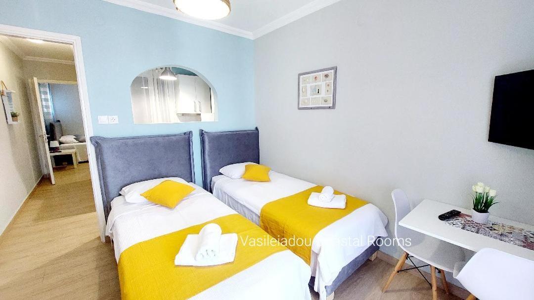 פלוגיטה Vasileiadou Coastal Rooms מראה חיצוני תמונה